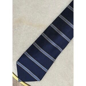 Brooks Brothers Makers Navy Blue Striped Silk Tie Hand Made USA Repp Stripe Mens